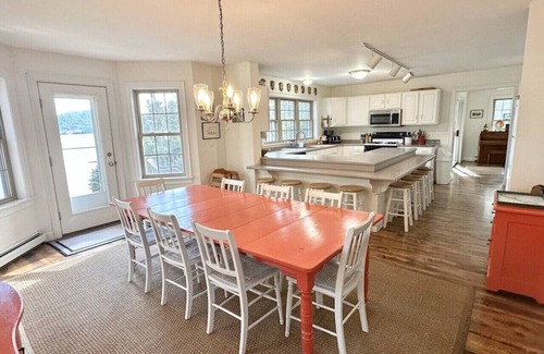 Mount Desert House | Large 4BR Waterfront Home with Dock! [Quarry Cove]
