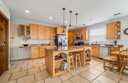 Southpointe House | Large 6 Bdrm home with amazing Gulf Views, Easy Beach Access, and Private Pool