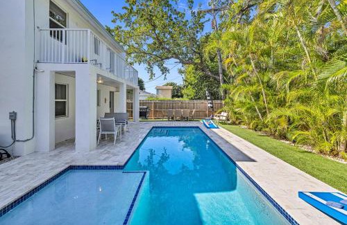 Downtown Miami House | Large 8 Beds 4 Bath Heated Pool House Delray Beach