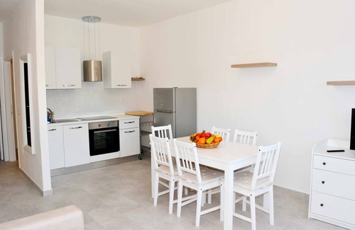 Santa Teresa di Gallura Apartment | Large and sunny apartment 300 m from the sea