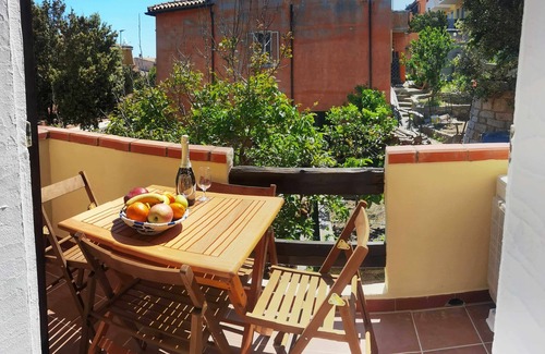 Santa Teresa di Gallura Apartment | Large and sunny apartment 300 m from the sea