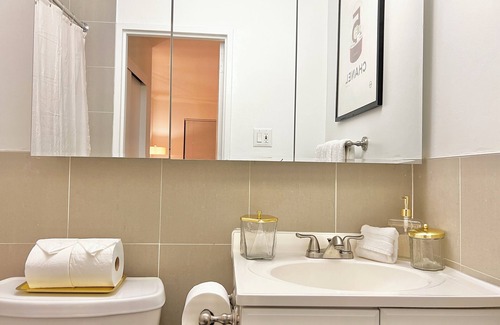 Chelsea Apartment | Large and Rare 4-bedroom apartment in amazing New York with WiFi, AC
