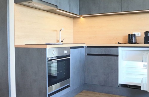 Wasserburg Apartment | Large apartment with 2 balconies and lake views right on the lake