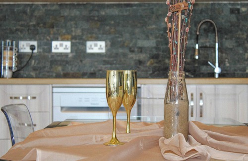 Lanark Apartment | Large Apartment near Lanark Scotland Sleeps 5