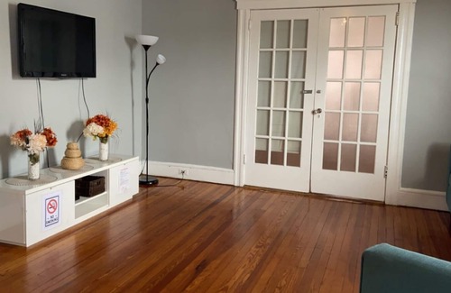 Bloomfield House | large apartment close to nyc