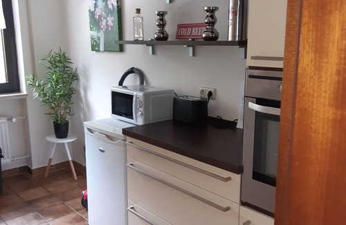 Muerlenbach House | Large Apartment in the Vulkaneifel located on a mountain! Up to 12 people Middle