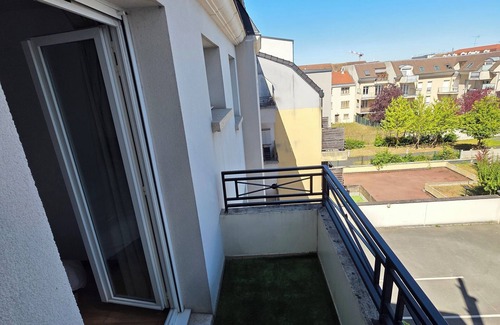 Villepinte Apartment | Large apartment near Paris/C.D.G/Disney