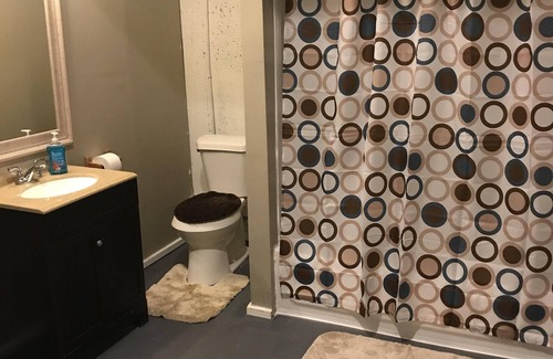 Snellville House | Large Basement Apartment