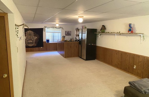 Longmont Apartment | Large basement apartment 1500sq ft, private living room, bathroom & kitchenette