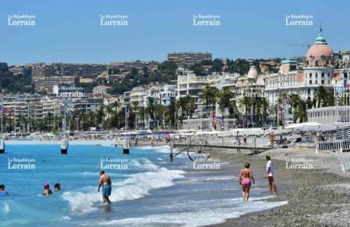 Nice City Centre Apartment | Large beautiful studio near the NEGRESCO HOTEL