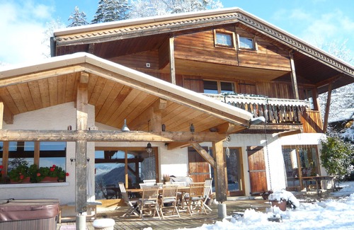Saint-Jean-de-Sixt Ski Chalet | Large chalet, panoramic view et good furnishings 1100m height 2km from La Clusaz