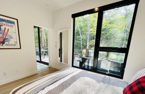 Orford Condo | Large condo at the foot of Mont Orford- 5 min Magog - Memphremagog - Spas-Pool