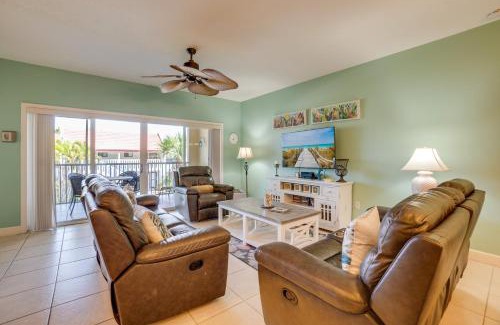 Bradenton Beach House | Large Condo just steps from Beach or Bay Views