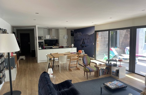 Mont Duplan House | Large contemporary house with pool/garden 3 min from Nîmes town center