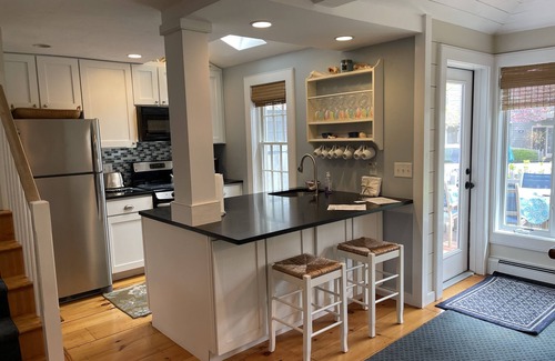 Mashpee Condo | Large Cottage for Perfect Family Vacation