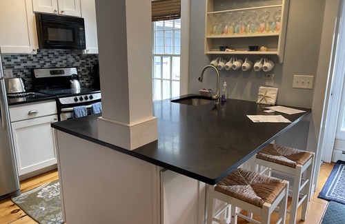 Mashpee Condo | Large Cottage for Perfect Family Vacation