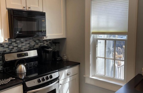 Mashpee Condo | Large Cottage for Perfect Family Vacation