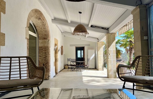 Saint-Alexandre House | Large country house, heart of nature, 2 private swimming pools, panoramic view !