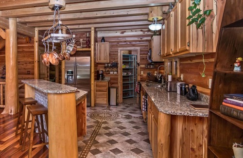 Leicester Cabin | Large Cozy Cabin in Asheville Area Mountains
