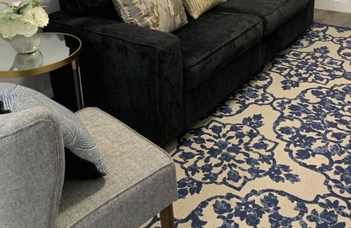 Troy Apartment | Large cozy, classic-3 min from RPI