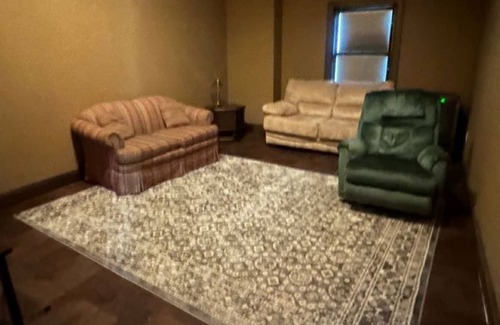 Franklin House | LARGE CUSTOM BUILT HOME!!