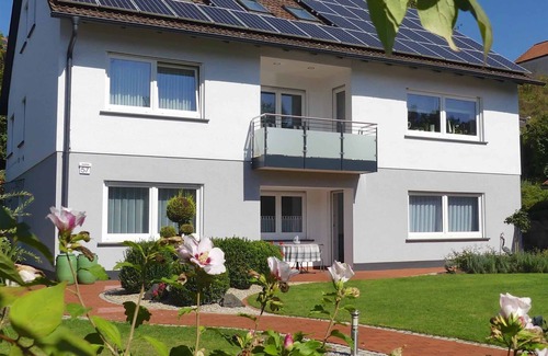 Bad Neustadt an der Saale Apartment | Large vacation apartment (80m2) with beautiful sun terrace