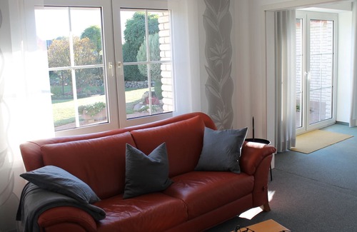 Schloss Holte-Stukenbrock House | Large vacation home for up to 4 people in the countryside incl. garden| near BI/LIP/PB/GT