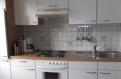 Mondsee Apartment | large double room No. 20 with balcony - Hotel Garni Stabauer