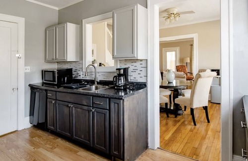 Cleveland House | Large duplex king size bed and two queen size