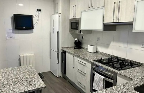 El Port Apartment | Large Apartment Near Fira and City Center