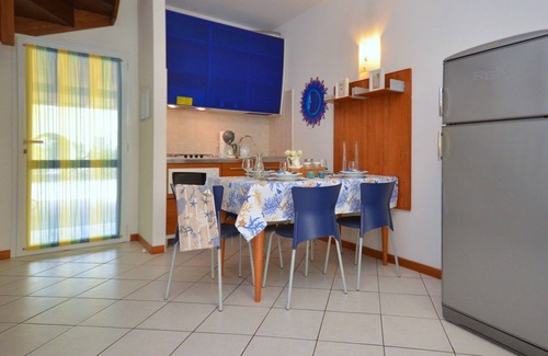 Bibione Lido del Sole Apartment | Large Family-Friendly Stay in Modern Residence with Pool