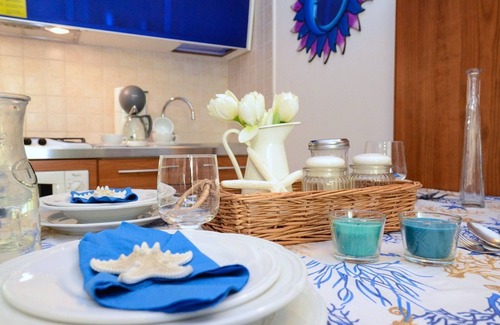 Bibione Lido del Sole Apartment | Large Family-Friendly Stay in Modern Residence with Pool