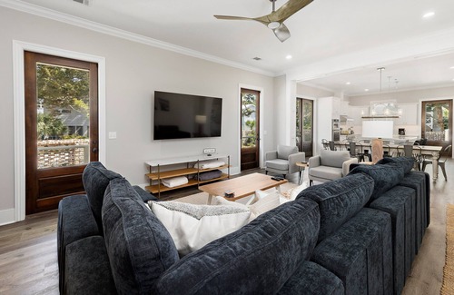 East Beach House | Large family home with private pool and short walk to beach.