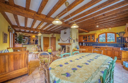 Gresy-sur-Aix Villa | Large family home 14 p