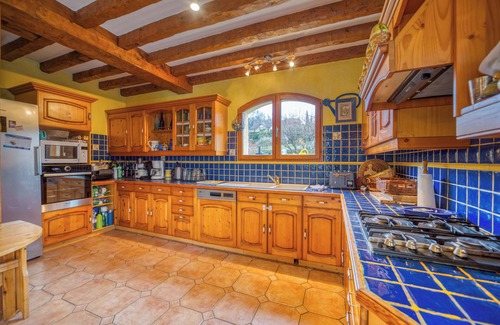 Gresy-sur-Aix Villa | Large family home 14 p