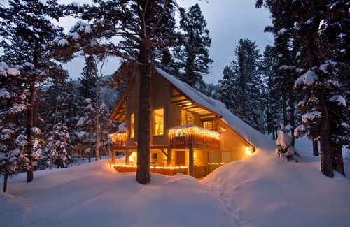 Taos Ski Valley House | Large Family Home in Taos Ski Valley - 5 Minutes to the Resort