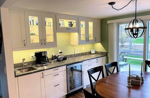 South Harwich House | Large Family House Near Red River Beach n20% Off Stays of 7+ Nights for May 2025