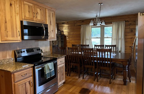 Mt. Sherman Cabin | Large Family Style Cabin, that sleeps up to 10.