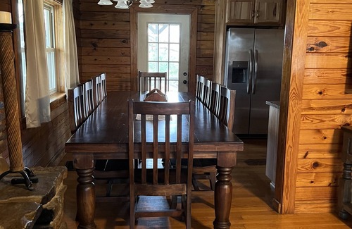 Mt. Sherman Cabin | Large Family Style Cabin, that sleeps up to 10.