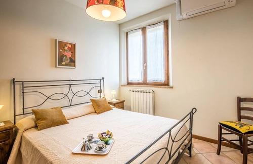 Chianciano Terme House | Large farmhouse with private pool in panoramic position