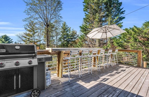 Hendersonville House | Large Fletcher Haven w/Hot Tub
