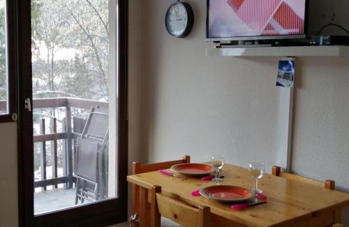 Saint-Pierre-de-Chartreuse Apartment | Large south-facing studio