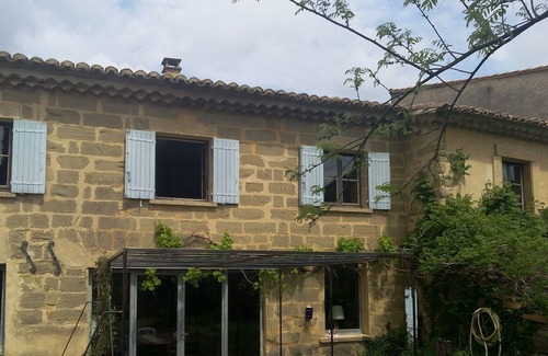 Saint-Quentin-la-Poterie House | Large village house (160 m2) with garden 400m2
