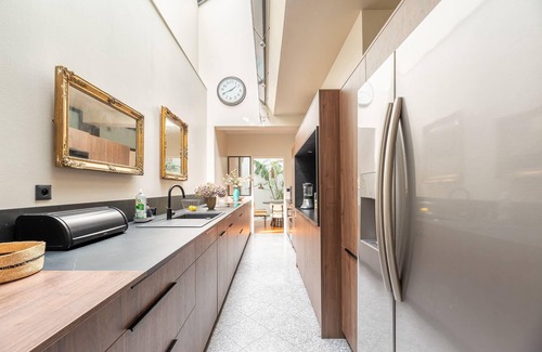 Monselet House | Large, fully renovated 250m² house