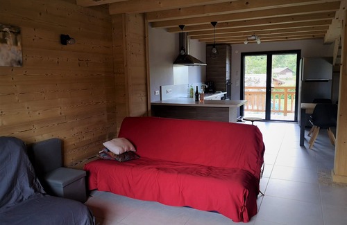 Mont-Saxonnex Ski Chalet | Large gîte sleeping 8 to 15 in chalet at 1000 m in quiet village