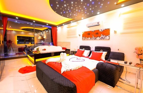 Sarıbelen Villa | Large garden villa with private pool - 12 minutes from Kalkan