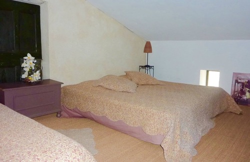 Saint Michel d'Euzet Other | Large gite in superb Provencal domain, L'Arbre d'Or, swimming pool and garden.