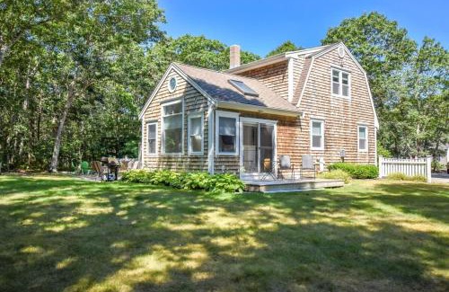 Dennis House | Large Great Location Dog Friendly