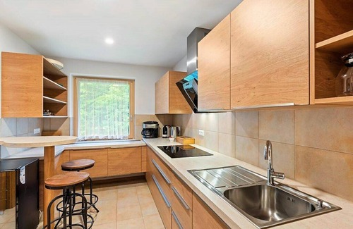 Rangersdorf House | Large group house with cosy bar and large garden