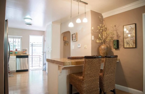 Visalia House | Large Groups-seq Parks Coast Wineries Skiing